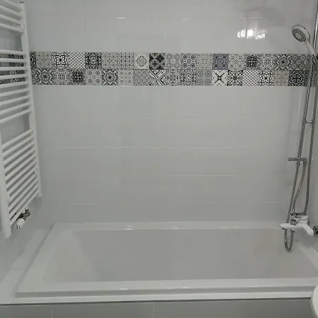 Apartmany Habanska, Cely Dum Pouzdrany Exterior photo